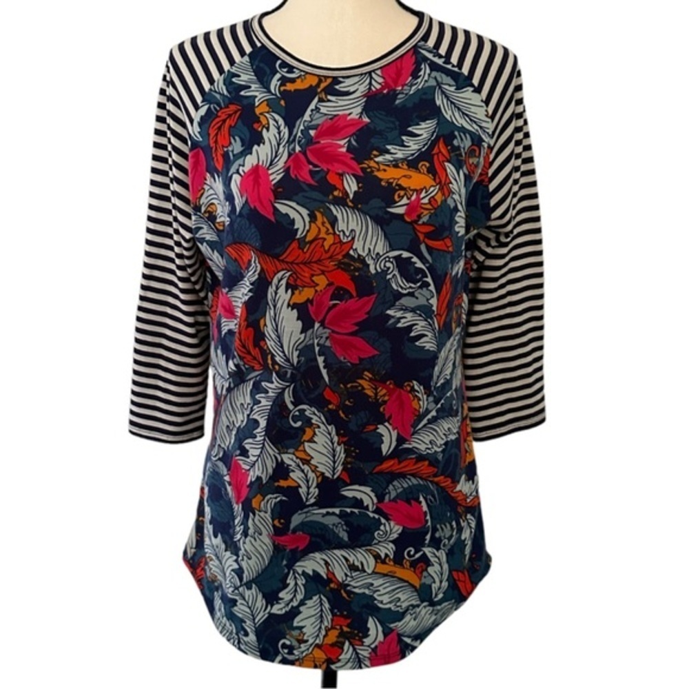 Lularoe sweatshirt size S floral striped